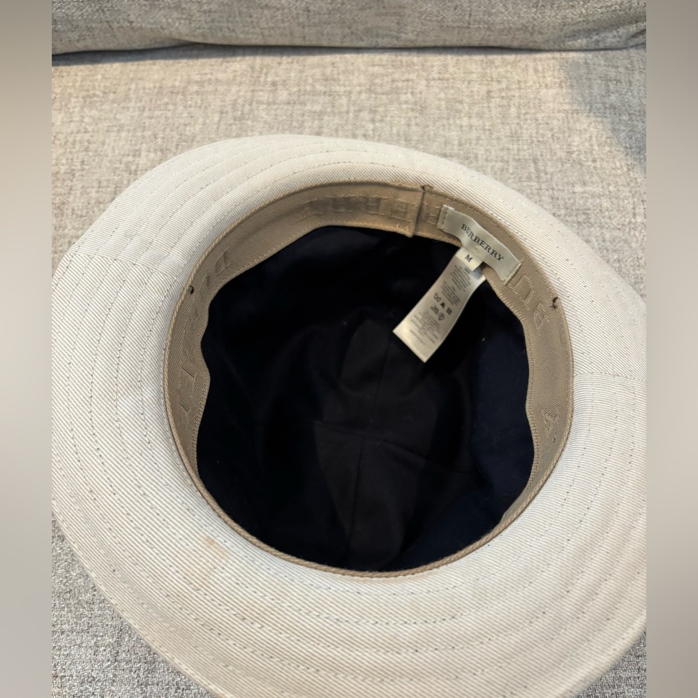 ❤️ Burberry Bucket Hat - Picture 8 of 12